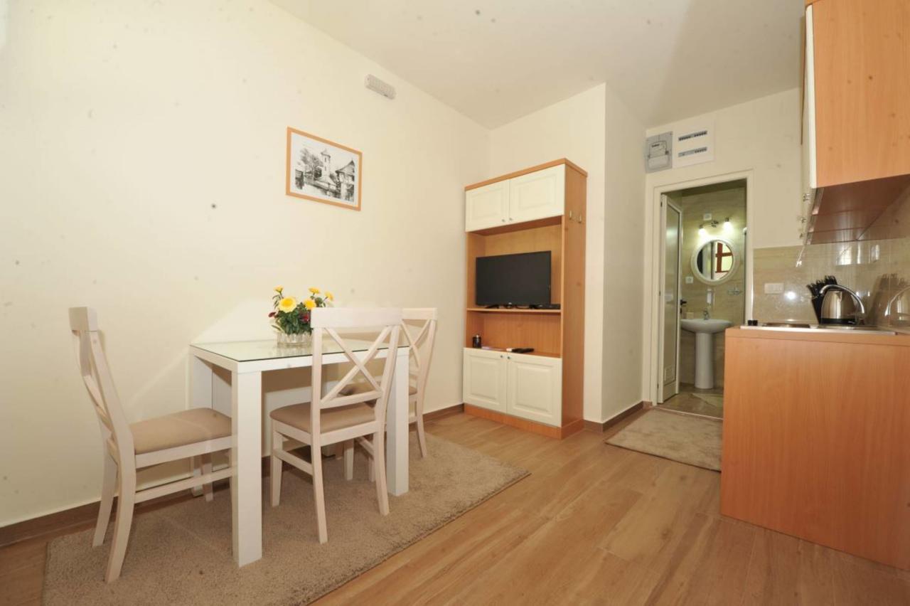 Apartments Olive Cattaro Esterno foto